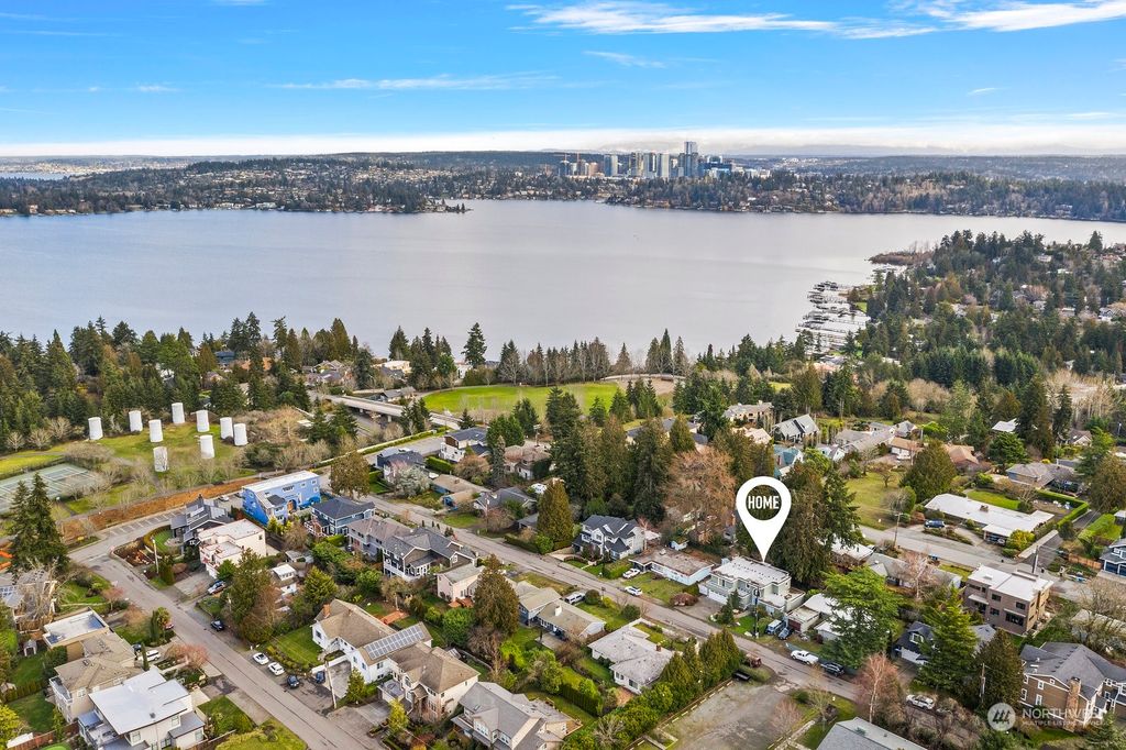 Photo of 2256 71st Avenue SE, Mercer Island, WA 98040 (MLS # 2040514)
