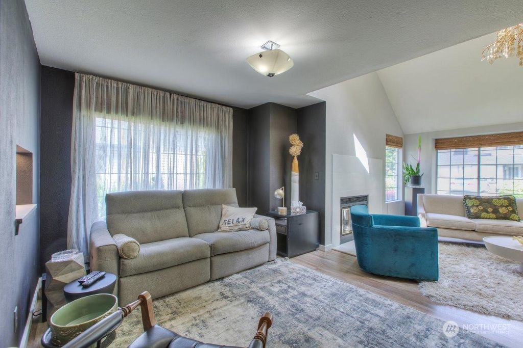 Photo of 32911 4th Lane S, Federal Way, WA 98003 (MLS # 2075606)