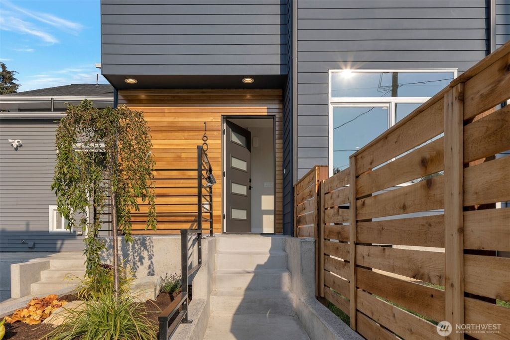 Photo of 1603 SW Kenyon Street, Seattle, WA 98106 (MLS # 2466409)