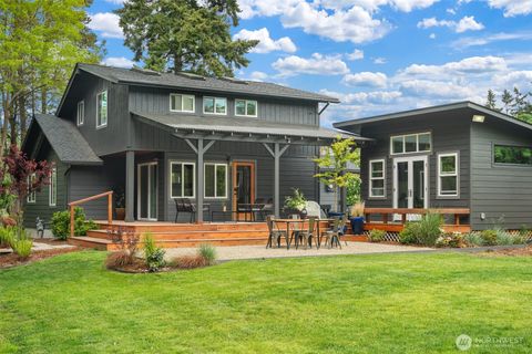 10349 SW 110TH Street Vashon WA 98070