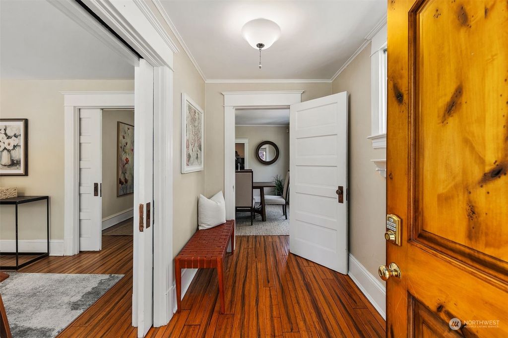 Photo of 1911 E Columbia Street, Seattle, WA 98122 (MLS # 2263006)