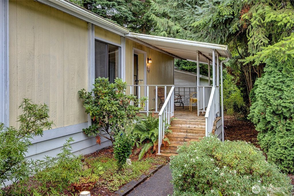 Photo of 1121 244th Street SW #66, Bothell, WA 98021 (MLS # 2421574)