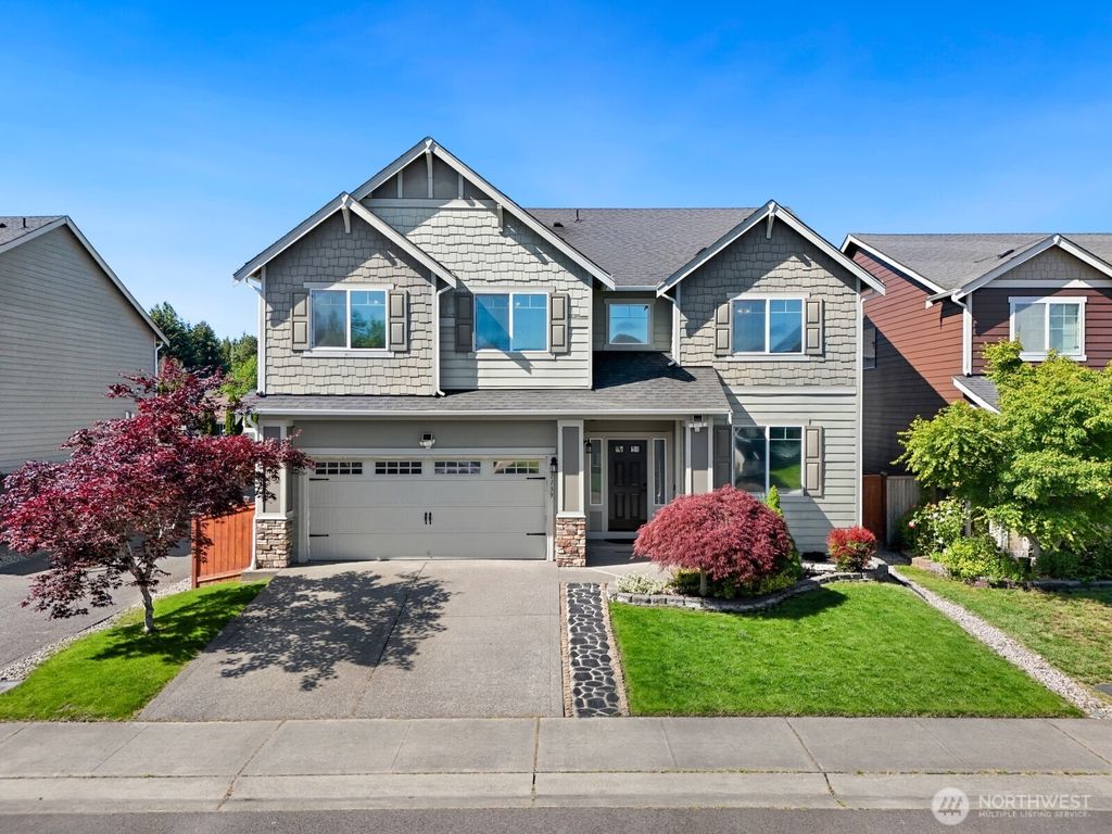 Photo of 1139 185th Street Ct E, Spanaway, WA 98038 (MLS # 2531823)