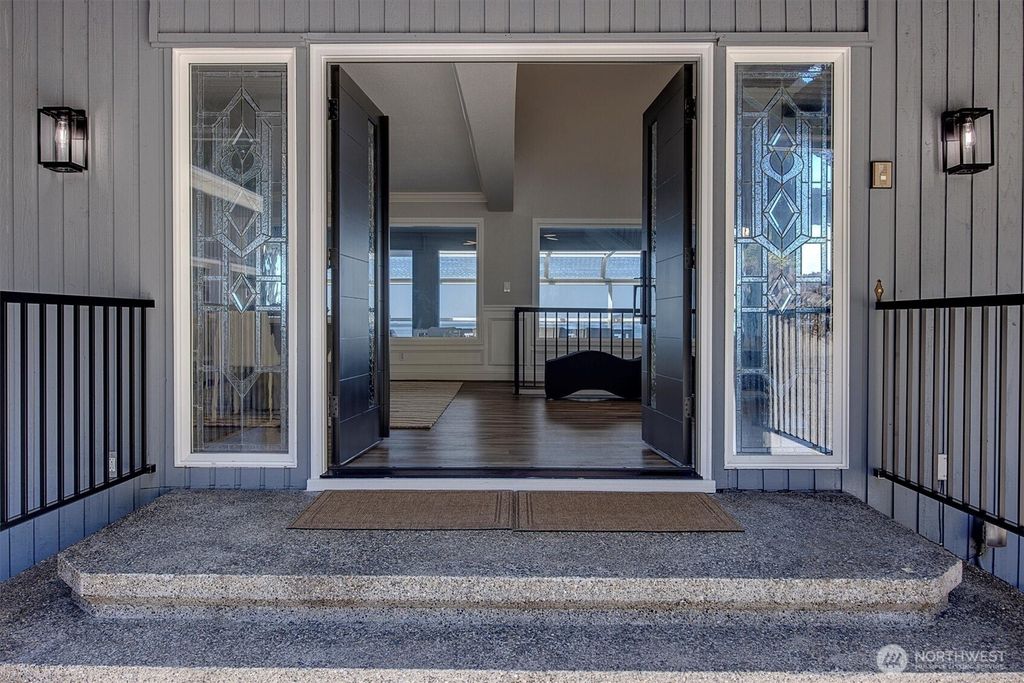 Photo of 8001 Talbot Road, Edmonds, WA 98026 (MLS # 2514076)