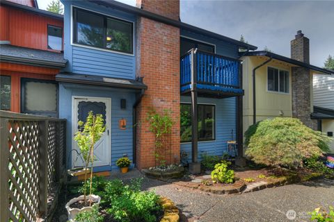 Photo of 1801 Evergreen Park Court SW #10, Olympia, WA 98502 (MLS # 2427330)