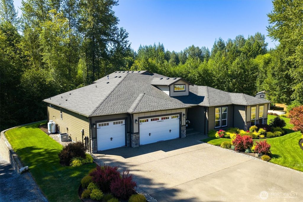 Photo of 10710 209th Avenue SE, Snohomish, WA 98290 (MLS # 2419821)