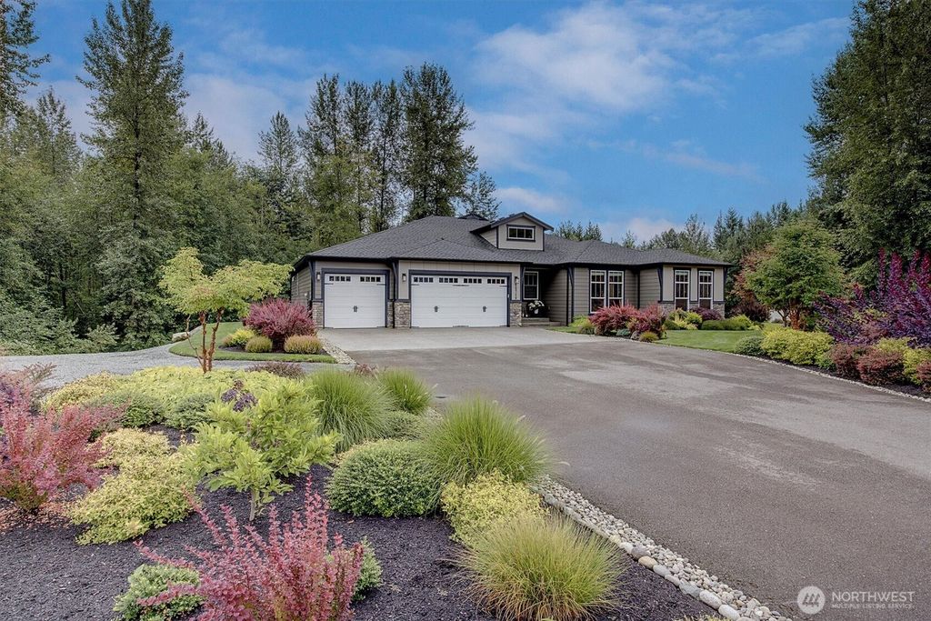 Photo of 10710 209th Avenue SE, Snohomish, WA 98290 (MLS # 2419821)