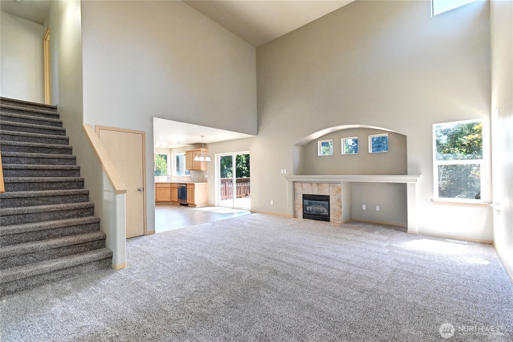 14413 Sandy Glen E
