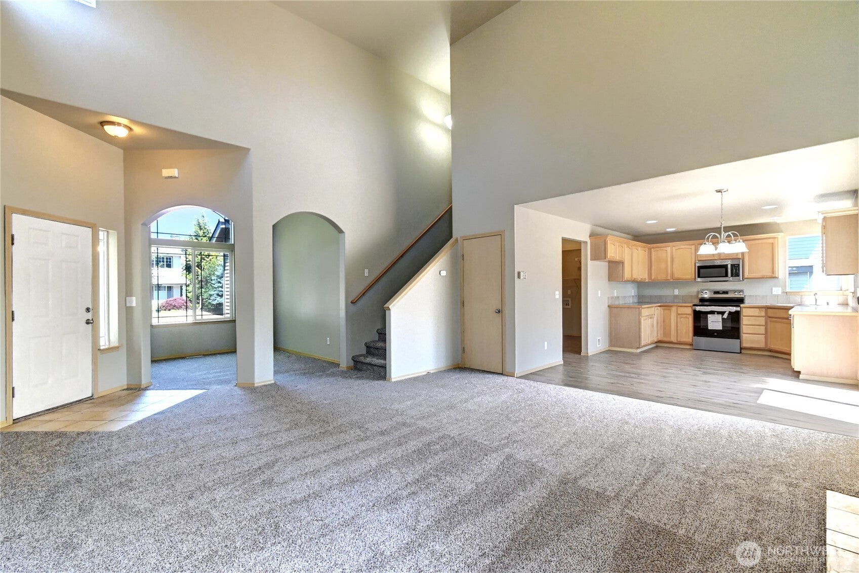 14413 Sandy Glen E