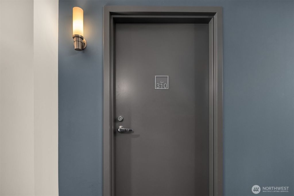 Photo of 2911 2nd Avenue #310, Seattle, WA 98121 (MLS # 2500922)