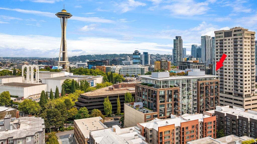 Photo of 2911 2nd Avenue #310, Seattle, WA 98121 (MLS # 2500922)