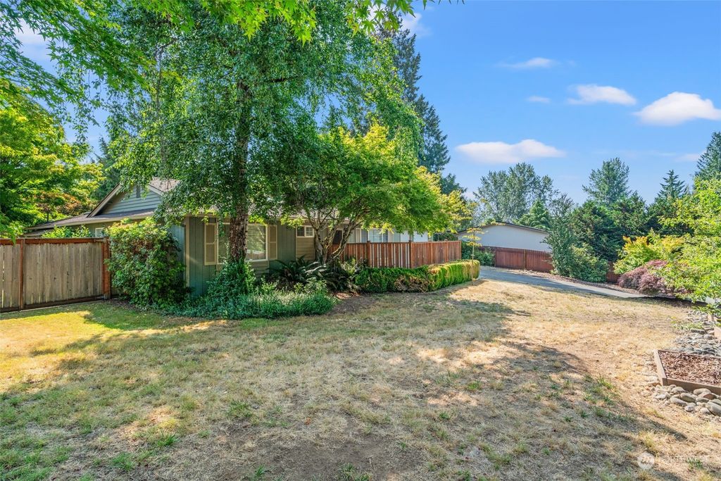Photo of 27228 42nd Place S, Auburn, WA 98001 (MLS # 2136877)