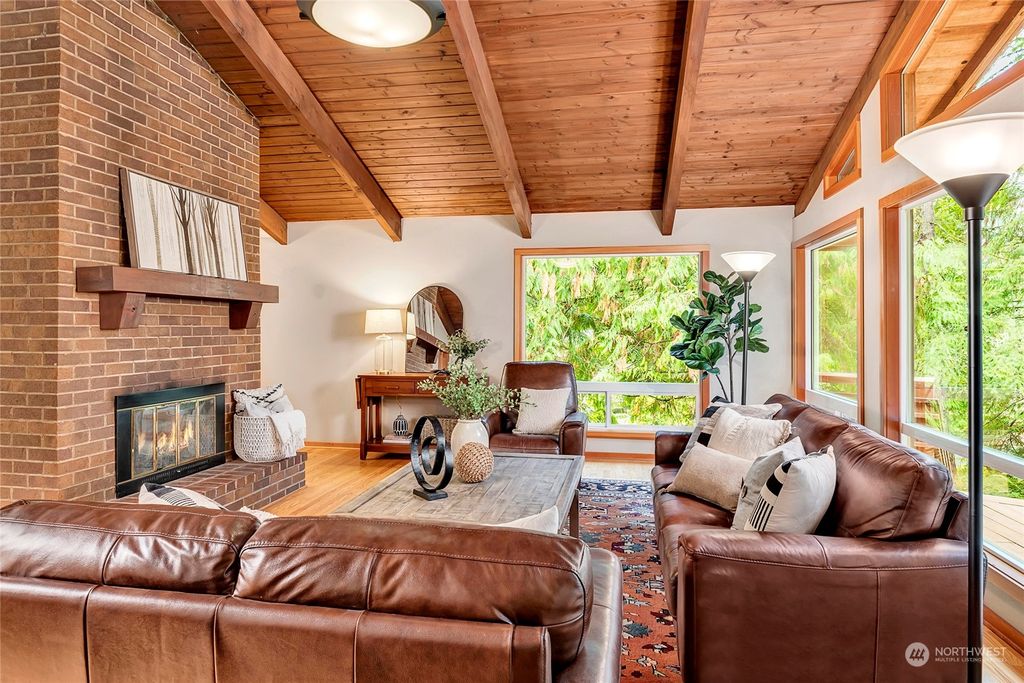 Photo of 23007 NE 61st Street, Redmond, WA 98053 (MLS # 2176497)