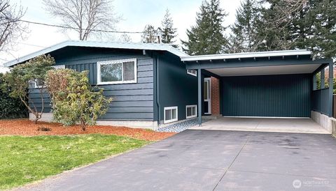 Photo of 17757 10th Avenue S, Burien, WA 98148 (MLS # 2502489)