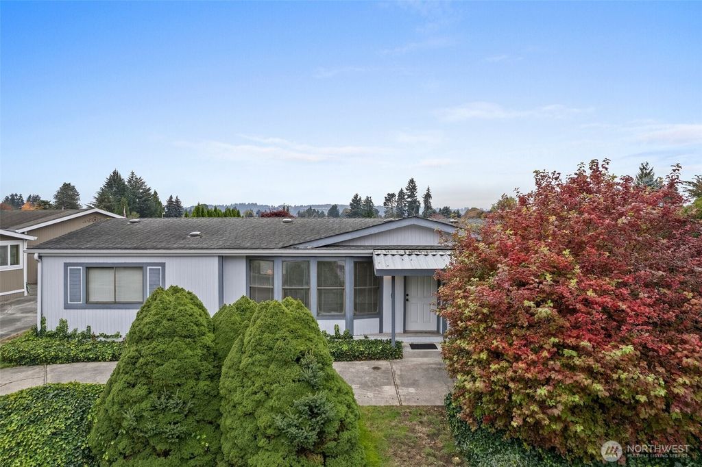 Photo of 1402 22nd Street NE #531, Auburn, WA 98002 (MLS # 2365191)