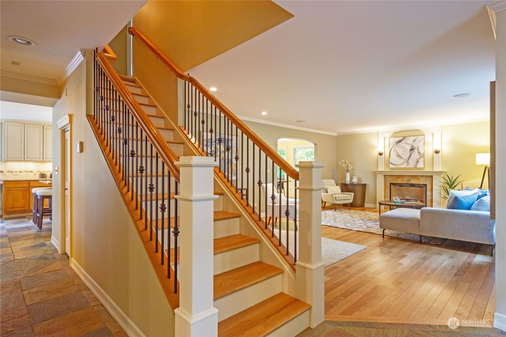 Photo of 19034 53rd Avenue NE, Lake Forest Park, WA 98155 (MLS # 2299162)