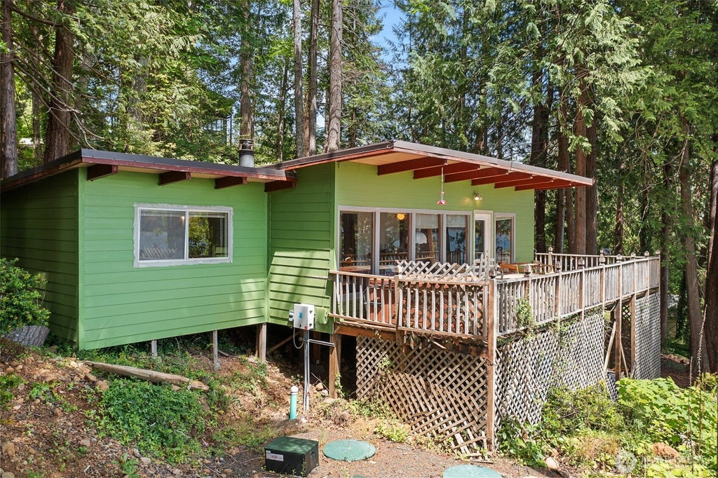 Photo of 98 Hidden Cove, Lilliwaup, WA 98555 (MLS # 2533923)