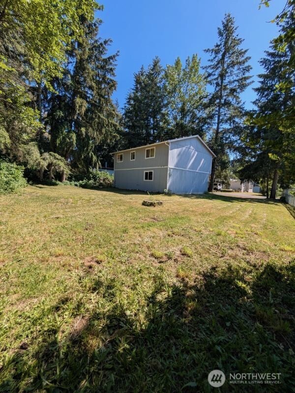 12905 Ridge Circle E