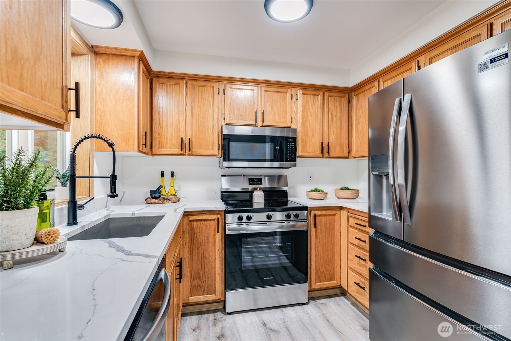 3620 231st Avenue NE