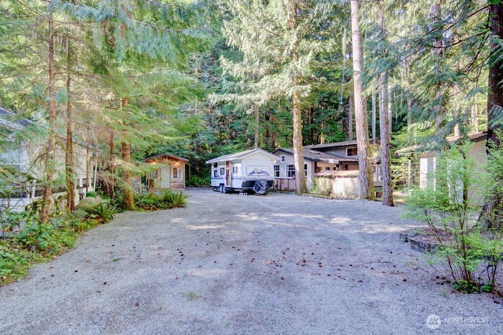 Photo of 106 Gold Rush Road, Deming, WA 98244 (MLS # 2518384)