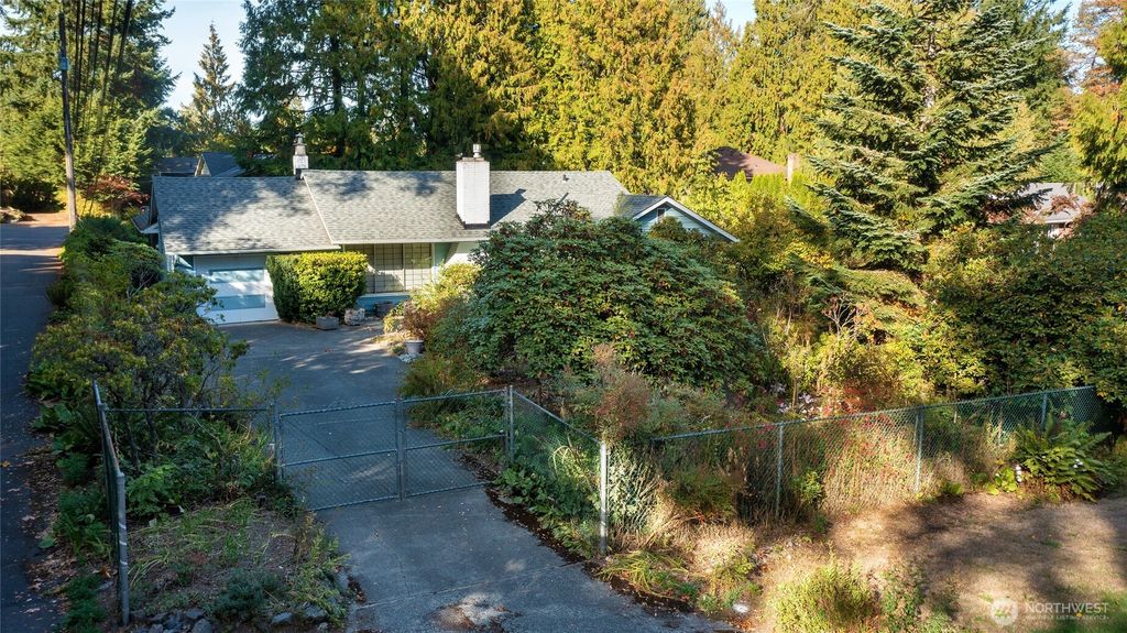 Photo of 116 N 155th Street, Shoreline, WA 98133 (MLS # 2439940)