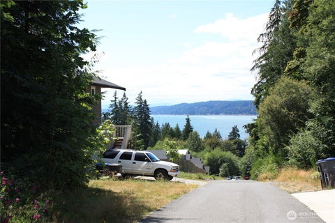 Photo of 70 E Ellinor Peak Place, Belfair, WA 98528 (MLS # 2557283)