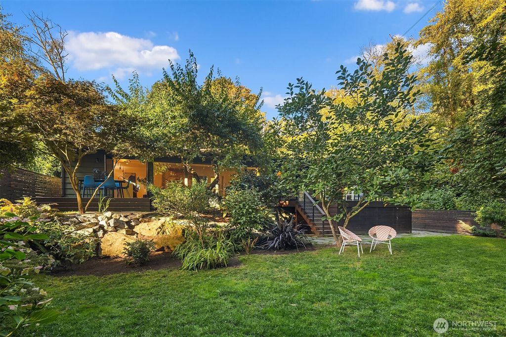 Photo of 4505 W Raye Street, Seattle, WA 98199 (MLS # 2428452)