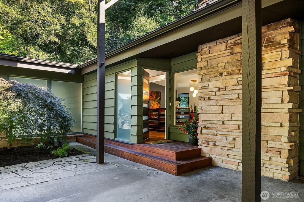Photo of 4505 W Raye Street, Seattle, WA 98199 (MLS # 2428452)