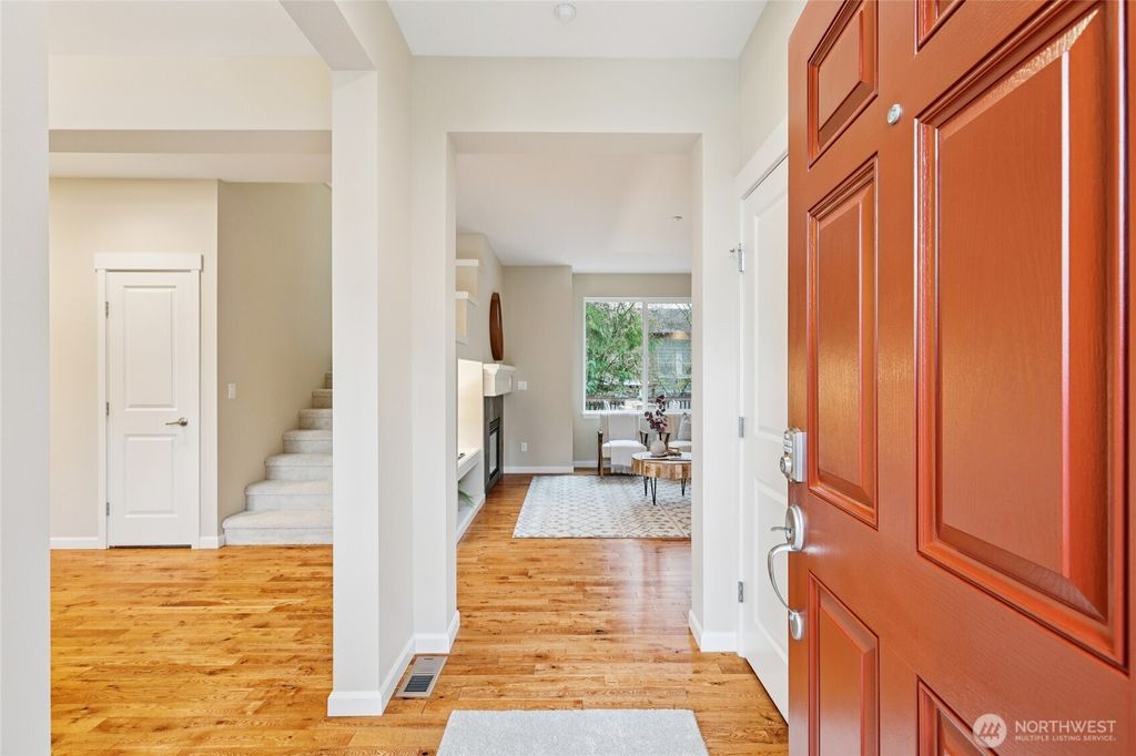 Photo of 11440 178th Place NE, Redmond, WA 98052 (MLS # 2487117)