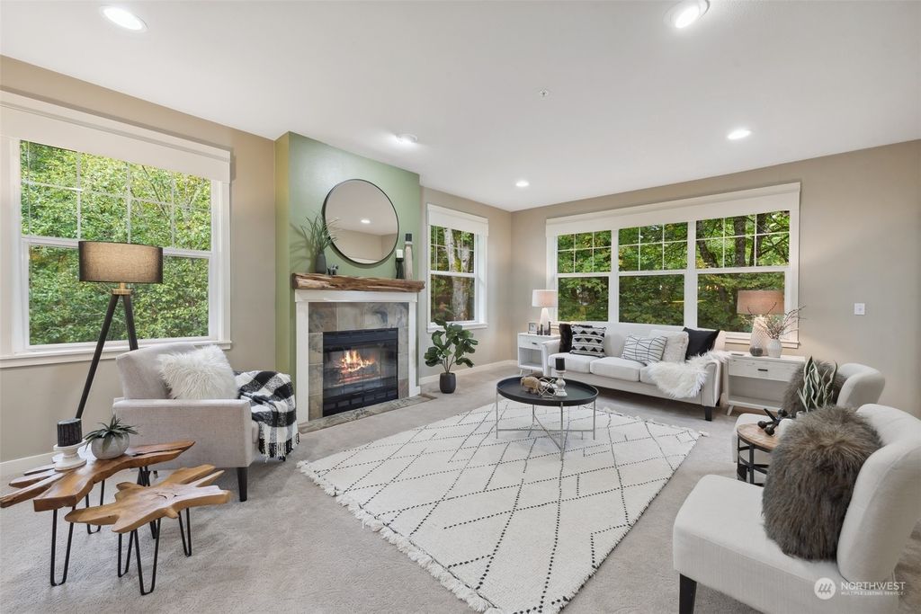 Photo of 1000 Cabin Creek Lane SW #B302, Issaquah, WA 98027 (MLS # 2169714)