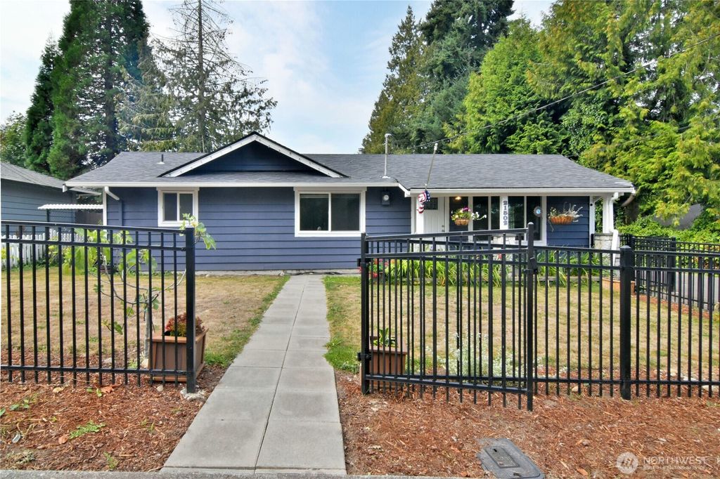 Photo of 21502 52nd Avenue W, Mountlake Terrace, WA 98043 (MLS # 2435035)