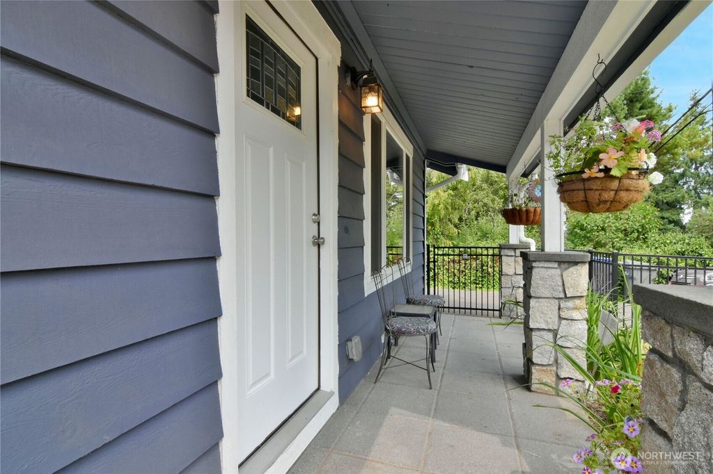 Photo of 21502 52nd Avenue W, Mountlake Terrace, WA 98043 (MLS # 2435035)
