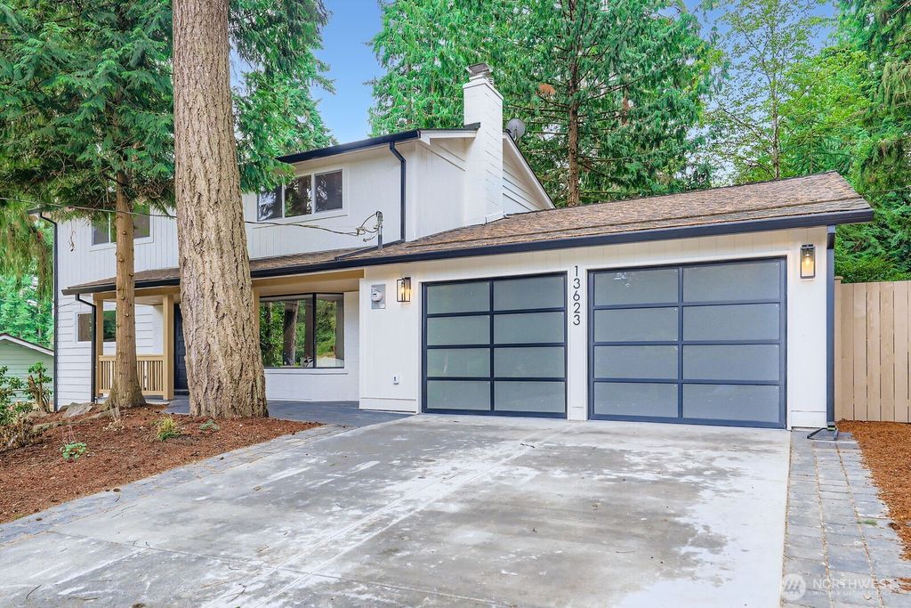 Photo of 13623 NE 75th Street, Redmond, WA 98052 (MLS # 2448360)