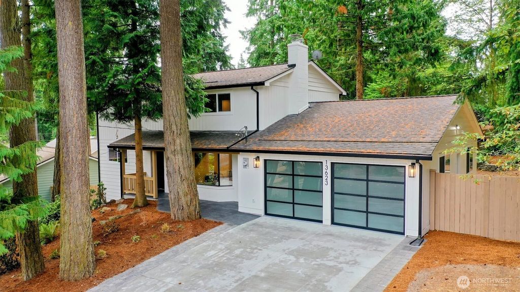 Photo of 13623 NE 75th Street, Redmond, WA 98052 (MLS # 2448360)