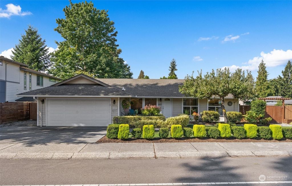 Photo of 9933 NE 204th Place, Bothell, WA 98011 (MLS # 2166525)