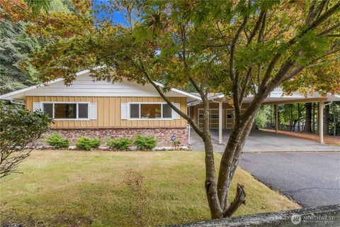 Photo of 124 Clark Creek Lane, Longview, WA 98632 (MLS # 2583236)