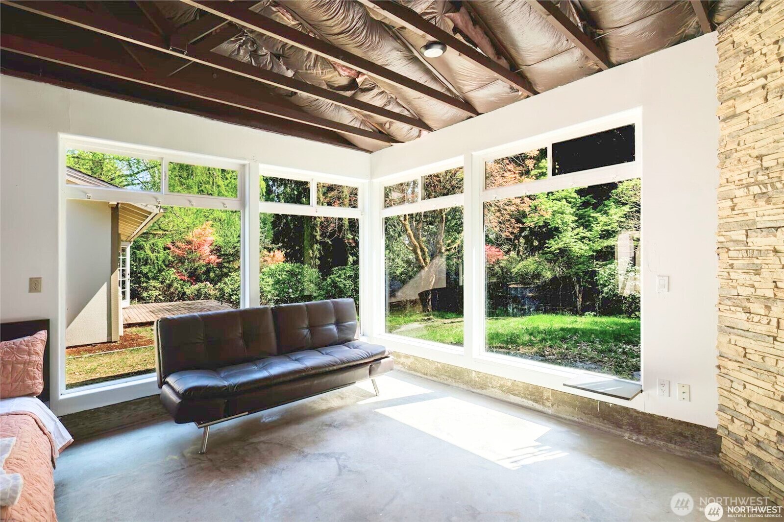 105 Schoolhouse Road