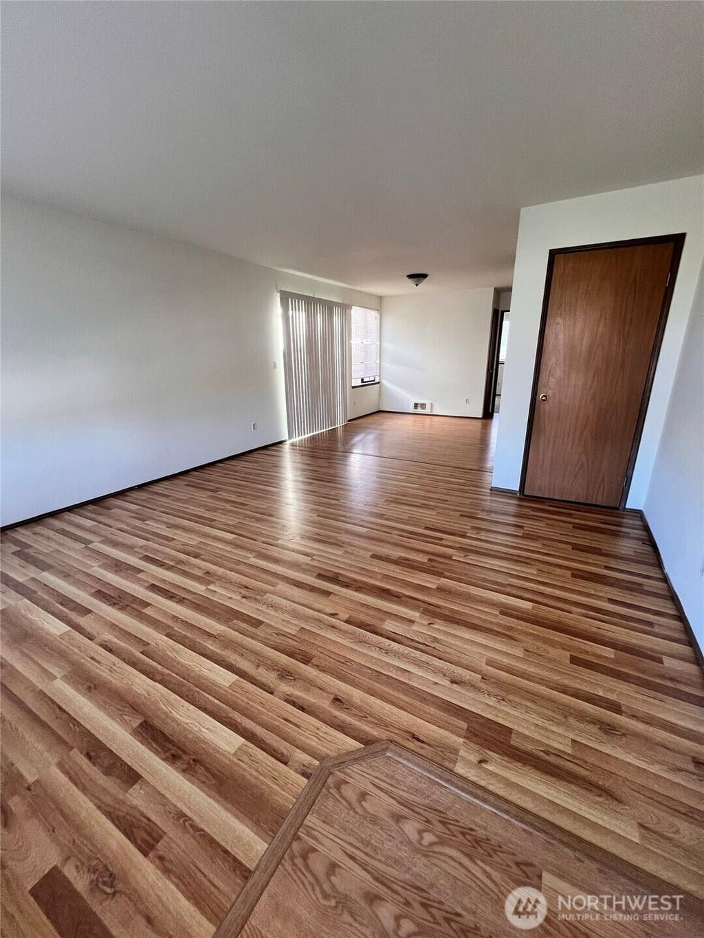 Photo of 930 S 22nd Court, Mount Vernon, WA 98274 (MLS # 2566629)