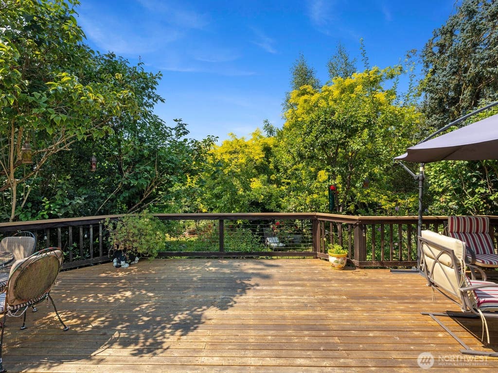 Photo of 1202 Pine Avenue, Snohomish, WA 98290 (MLS # 2527079)