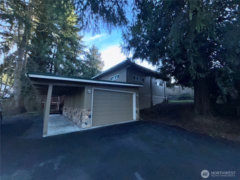 Photo of 118 140th Street SW, Everett, WA 98208 (MLS # 2482356)