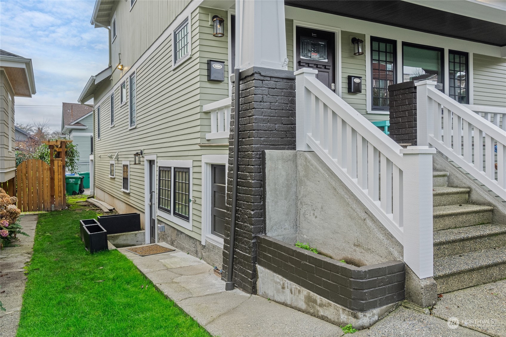 1001 N 49TH Street C