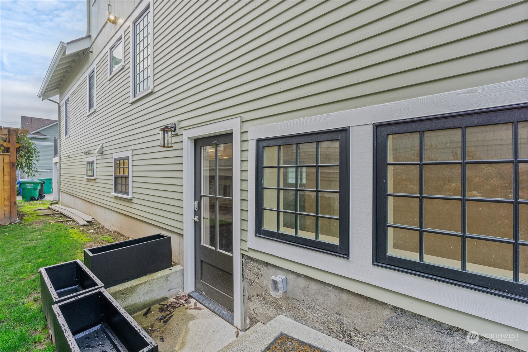 1001 N 49TH Street C