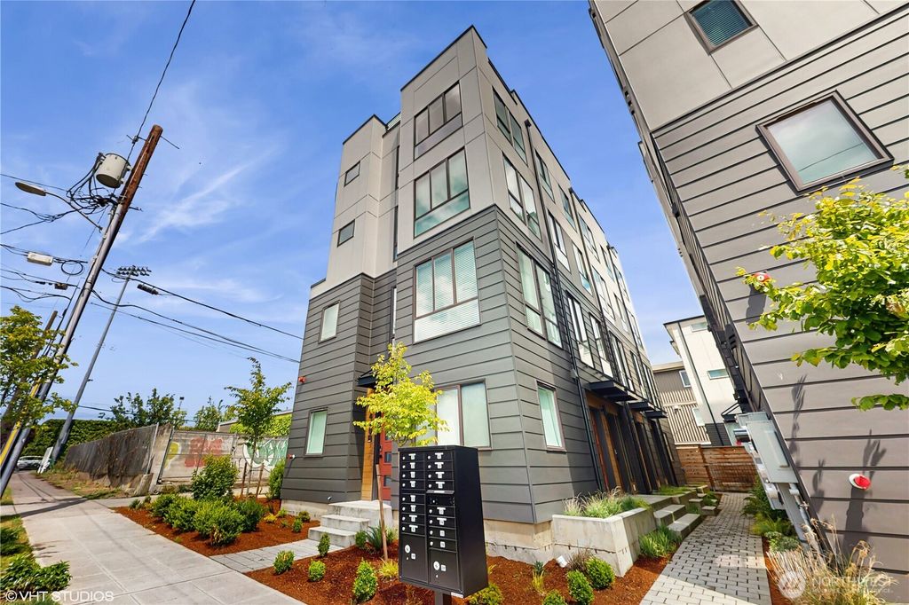 Photo of 1300 E Remington Court #A, Seattle, WA 98122 (MLS # 2393797)