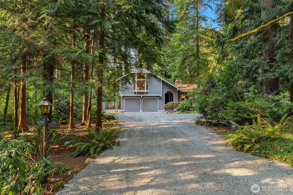 Photo of 15053 253rd Avenue SE, Issaquah, WA 98027 (MLS # 2574275)