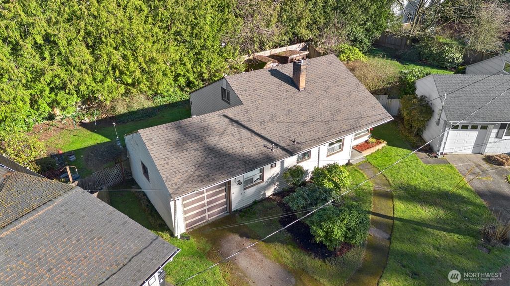 Photo of 18016 N Park Ave North Ave, Shoreline, WA 98133 (MLS # 2468897)