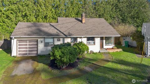 Photo of 18016 N Park Ave North Ave, Shoreline, WA 98133 (MLS # 2468897)