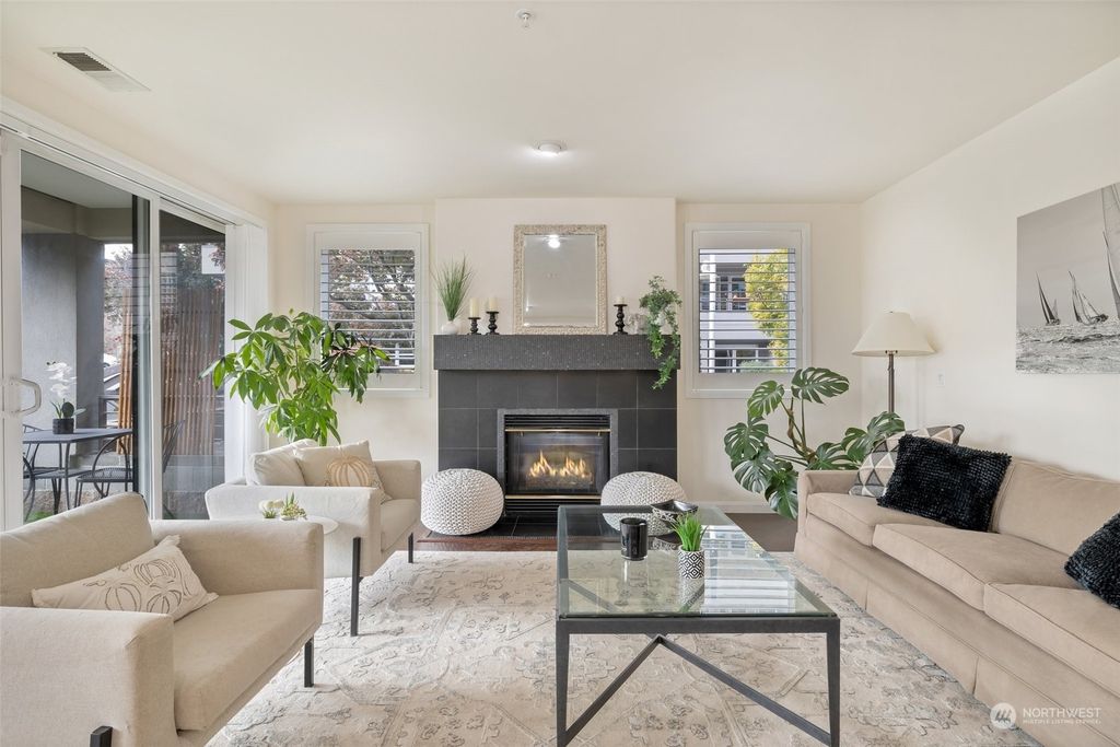 Photo of 225 4th Avenue #B102, Kirkland, WA 98033 (MLS # 2203428)