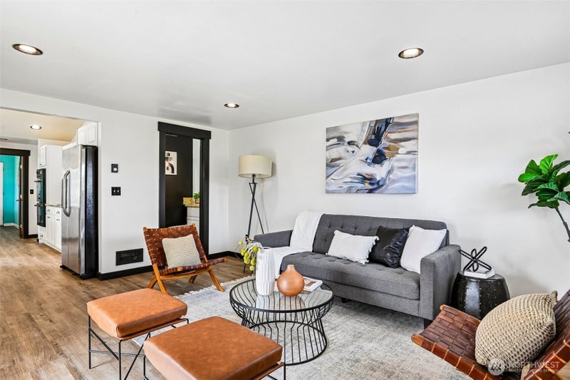 816 88th Street E