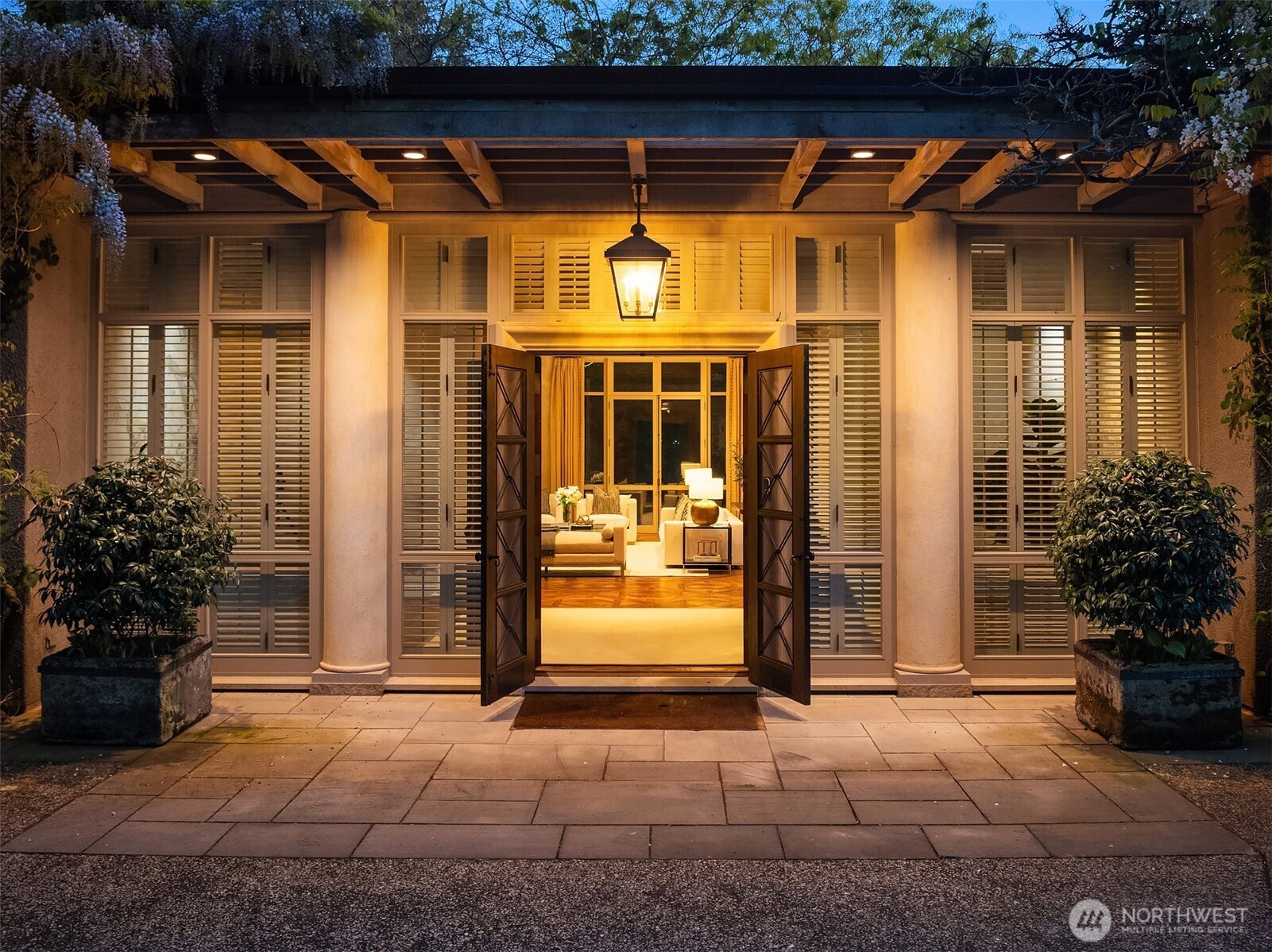 107 NW Highland Drive