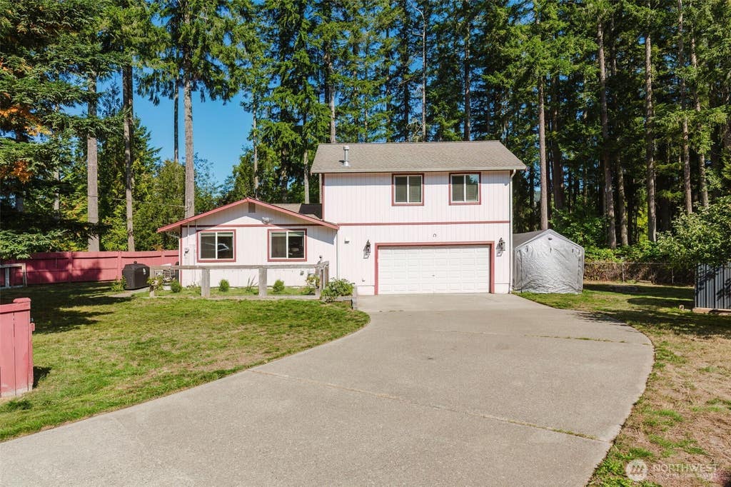Photo of 70 Tahuyeh Drive W, Bremerton, WA 98312 (MLS # 2558397)